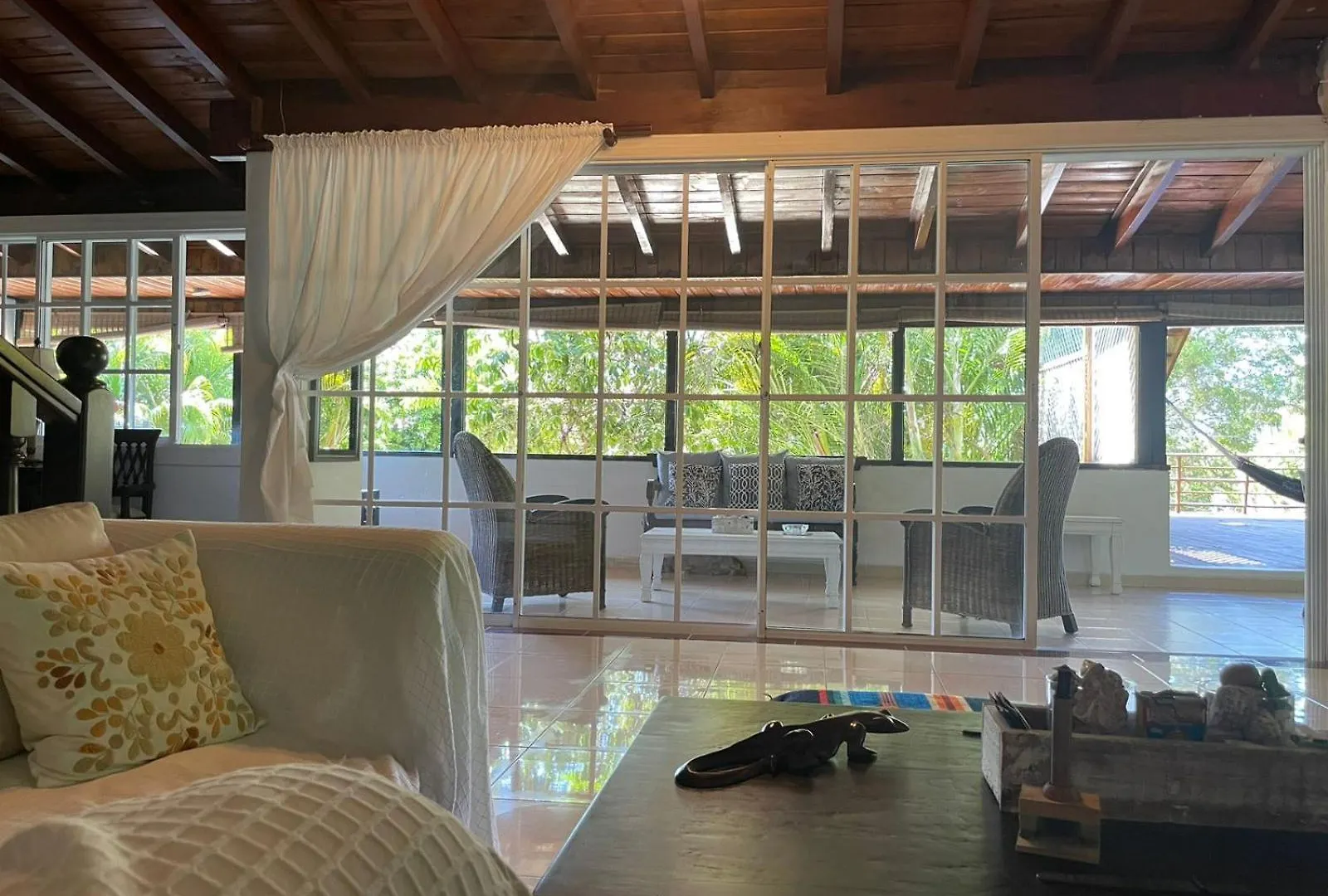 Villa Los Cerros, Hermosa Villa Familiar, Colina En El Bosque Y La Playa La Pared 多米尼加共和国