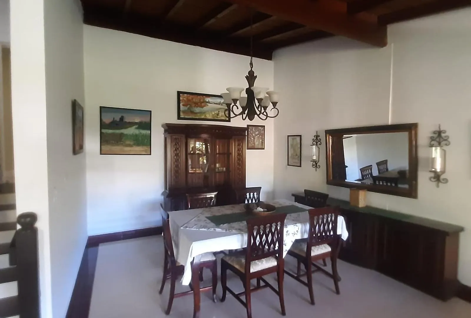 Villa Los Cerros, Hermosa Villa Familiar, Colina En El Bosque Y La Playa La Pared 0*,  多米尼加共和国